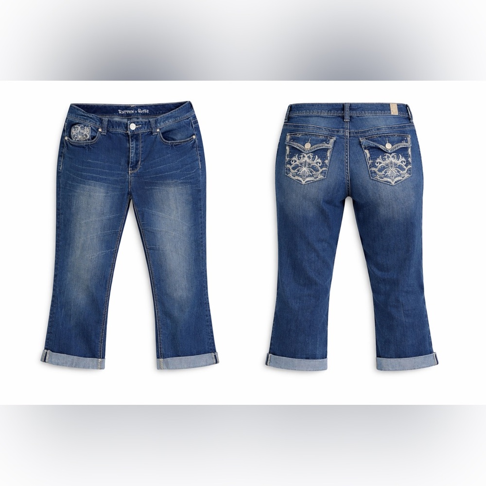 Rhythm In Blues Classic Blue Capri Jeans with Embroidery on the Pockets- size 10 - Picture 2 of 6